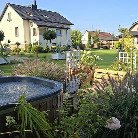 Vip Village Las Woda Rower - Podgrzewany Basen, Balia, Sauna Miedzierza Exterior photo