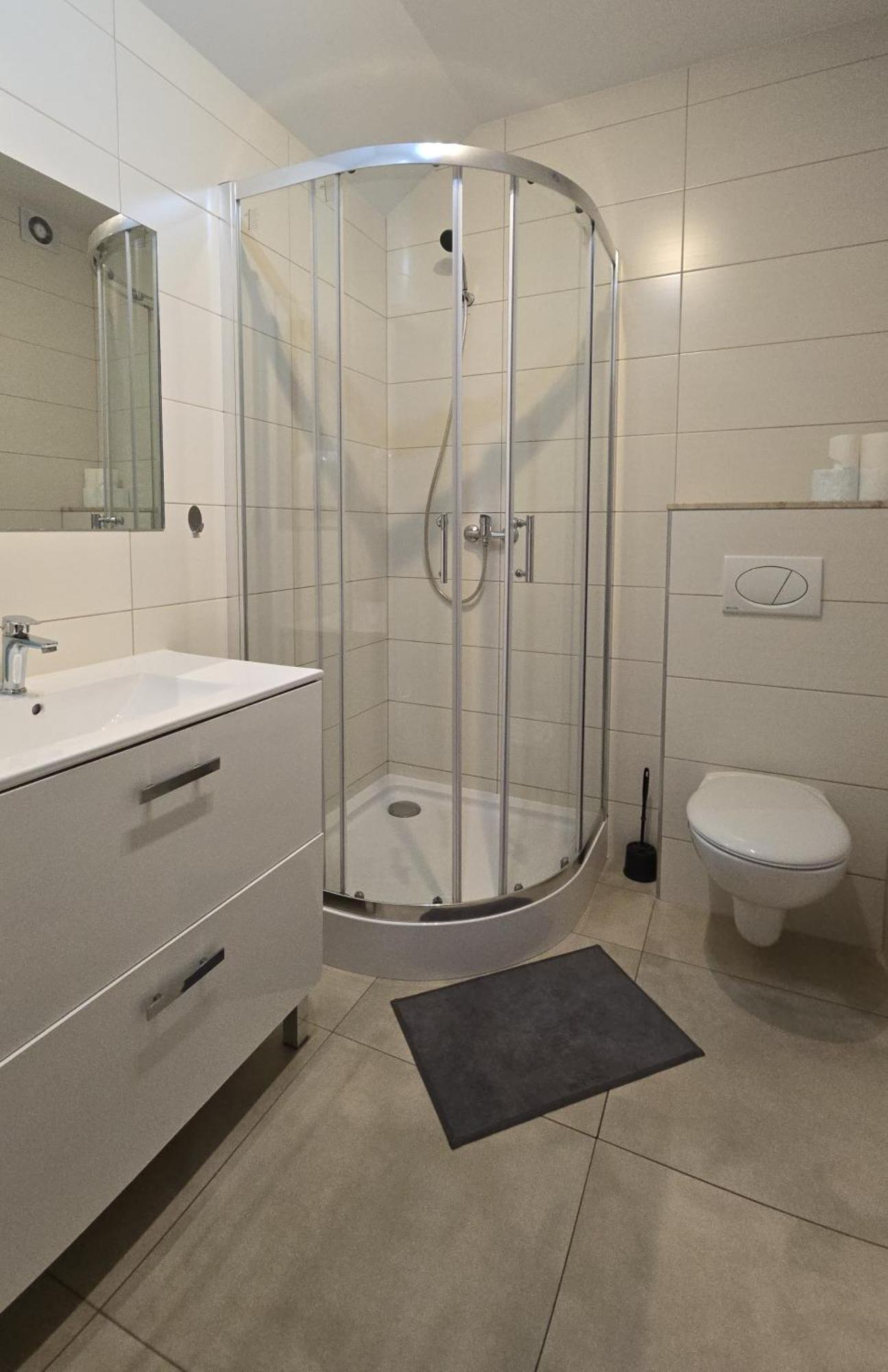 Vip Village Las Woda Rower - Podgrzewany Basen, Balia, Sauna Miedzierza Exterior photo